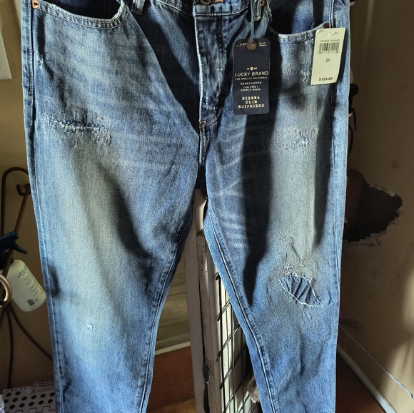 NWT Lucky Brand Siena Slim BF Jeans, size 12. - Picture 5 of 9